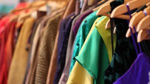 Gửi quần áo đi Ba Lan tiết kiệm chi phí