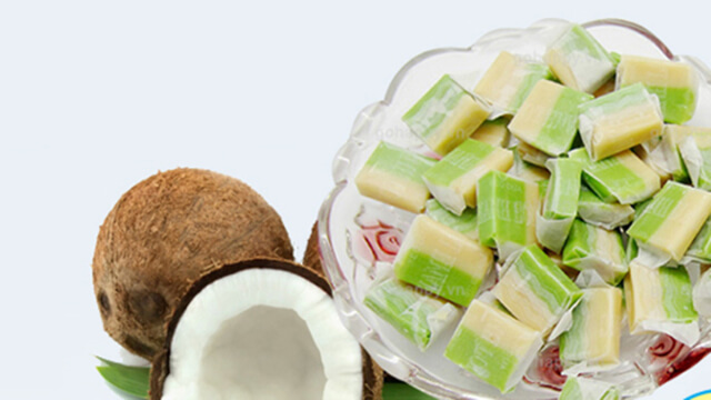 Gửi kẹo dừa cho người thân ở Canada